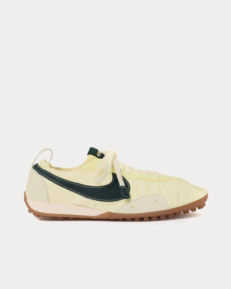 Jacquemus x Nike Women's Moon