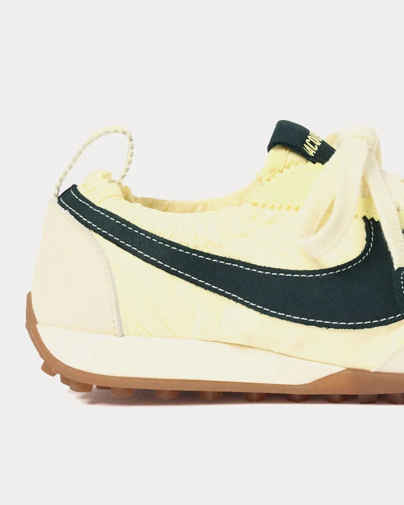 Jacquemus x Nike Women's Moon