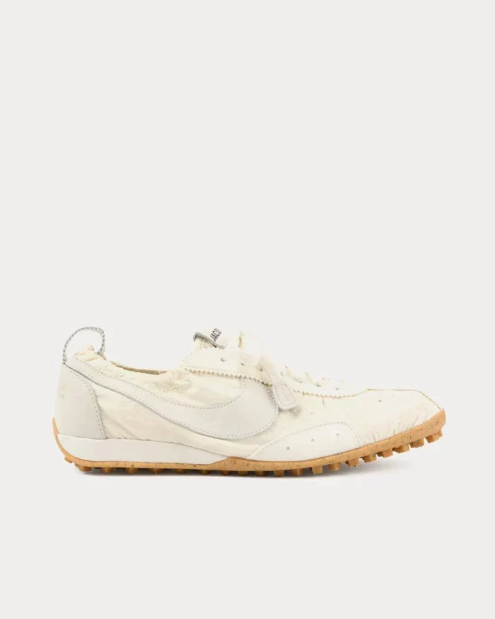 Jacquemus x Nike Women's Moon